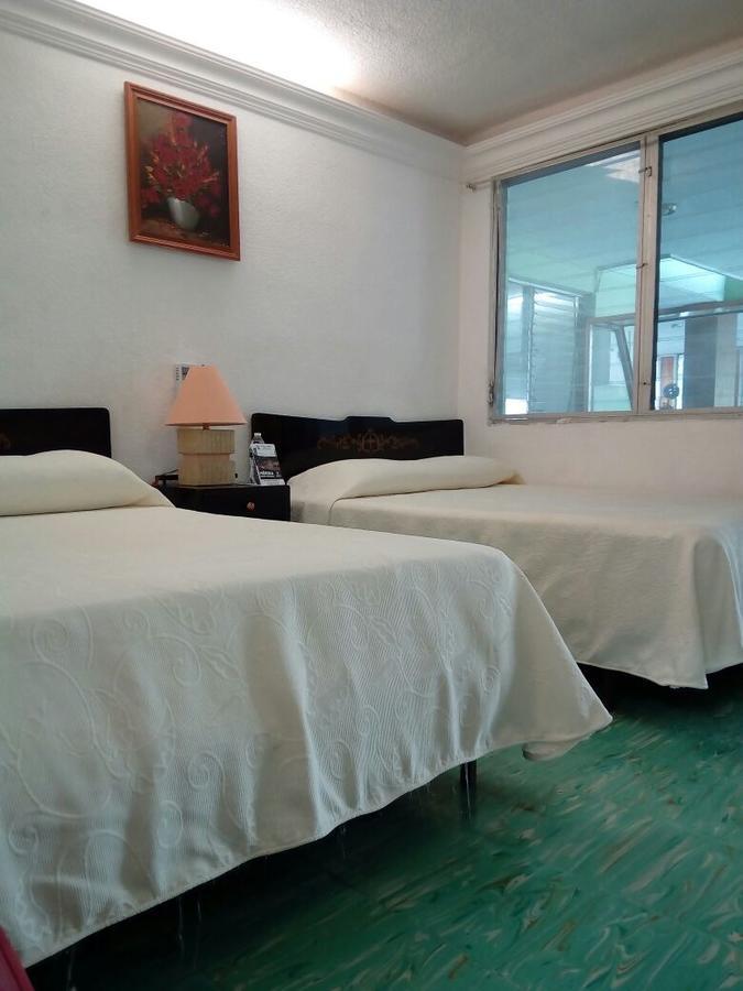 Paris Hotel Mérida Kültér fotó
