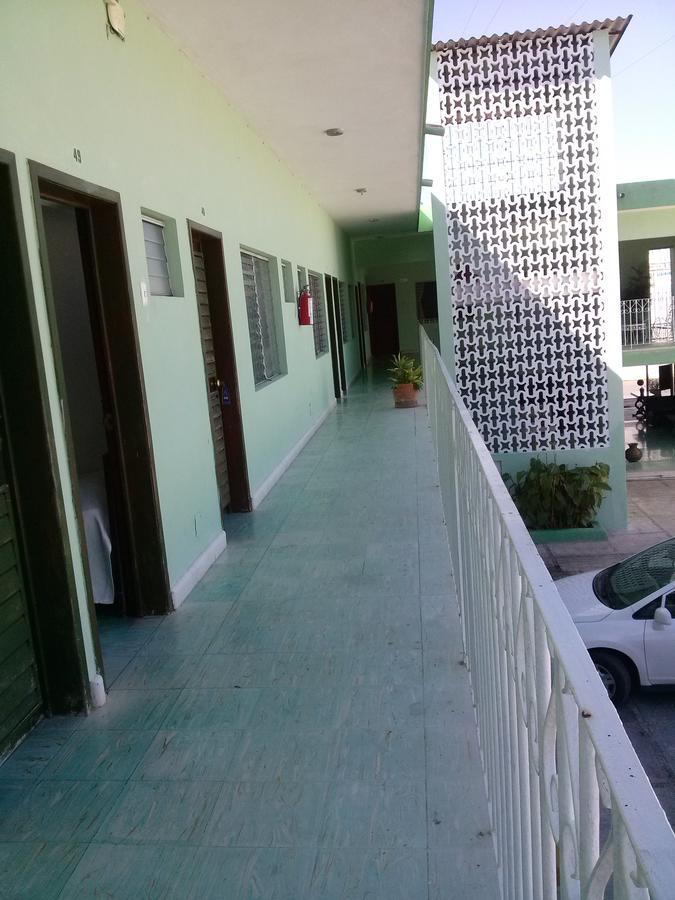 Paris Hotel Mérida Kültér fotó